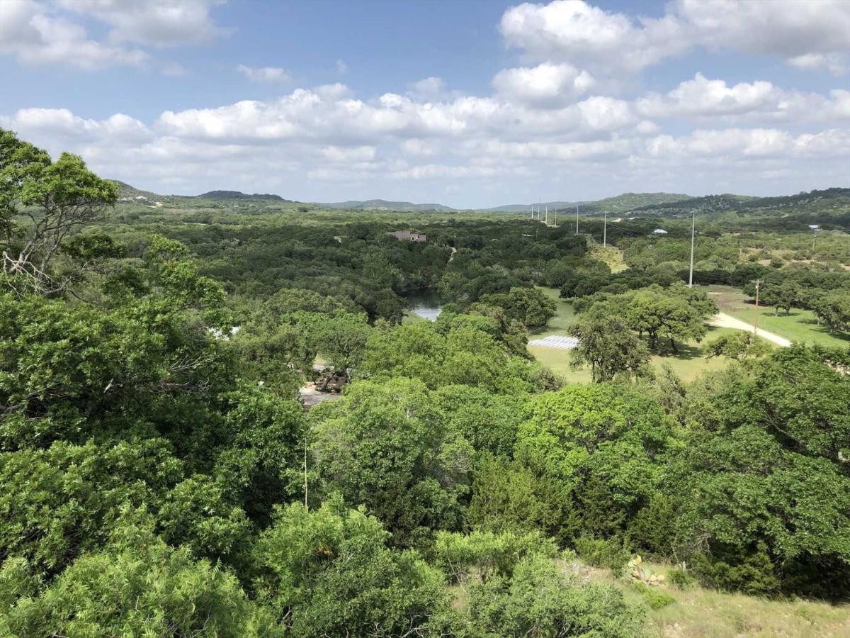 Rockin' B Ranch Bluff House Hotell Pipe Creek Exteriör bild
